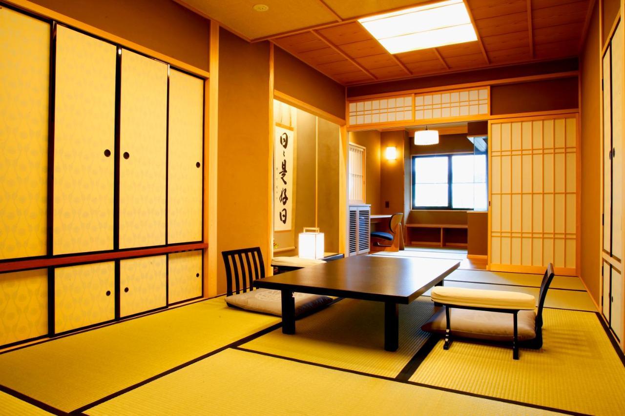 Kyoto Arashiyama Onsen Ryokan Togetsutei Exterior photo