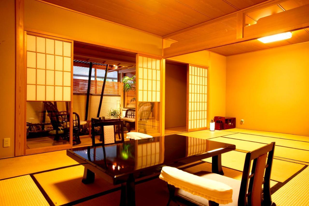 Kyoto Arashiyama Onsen Ryokan Togetsutei Exterior photo